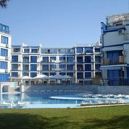 Апартамент Blue Bay Palace 2 Поморие